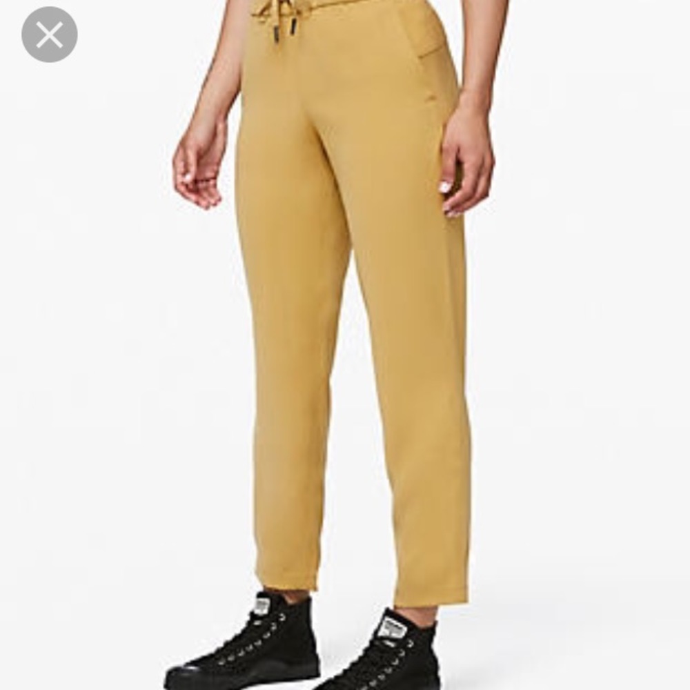 Lululemon mustard yellow crops